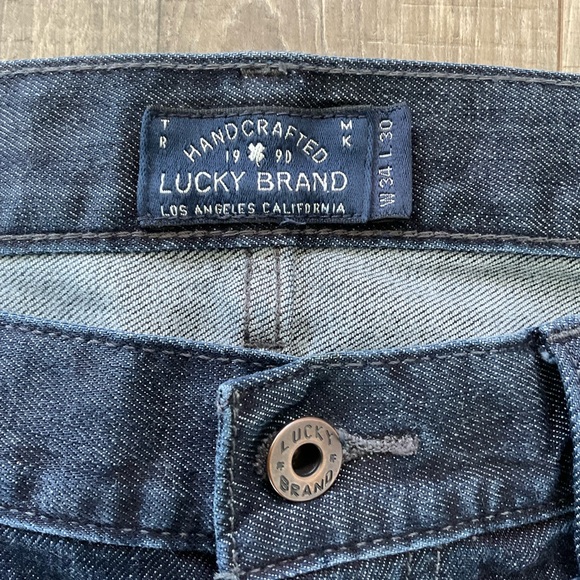 34x30 Lucky Brand 221 Original Straight Jeans 
# 7M12085
Blue Dark Wash - Picture 6 of 9